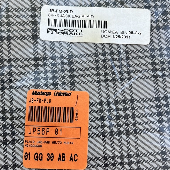 1964-1973 FORD MUSTANG 14" VINYL TIRE COVER & JACK BAG SET PLAID - SCOTT DRAKE - Picture 4 of 6